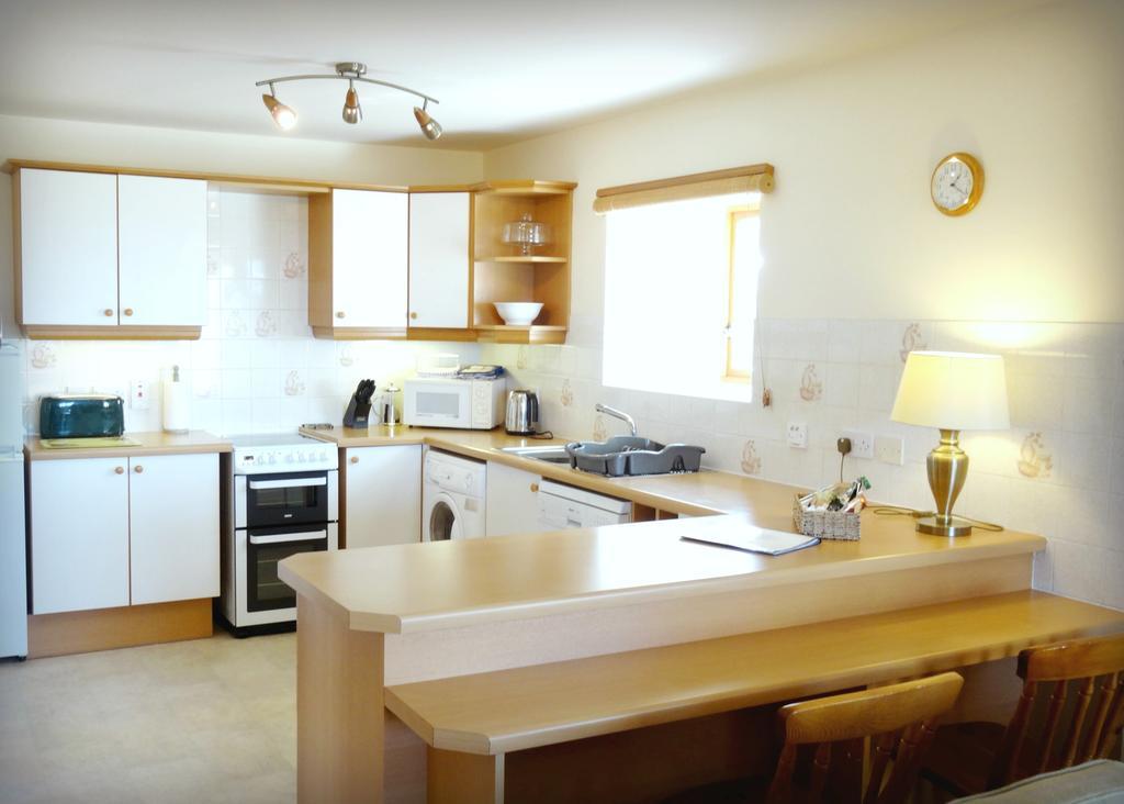 Carden Holiday Cottages - Elgin Crook of Alves Exteriör bild
