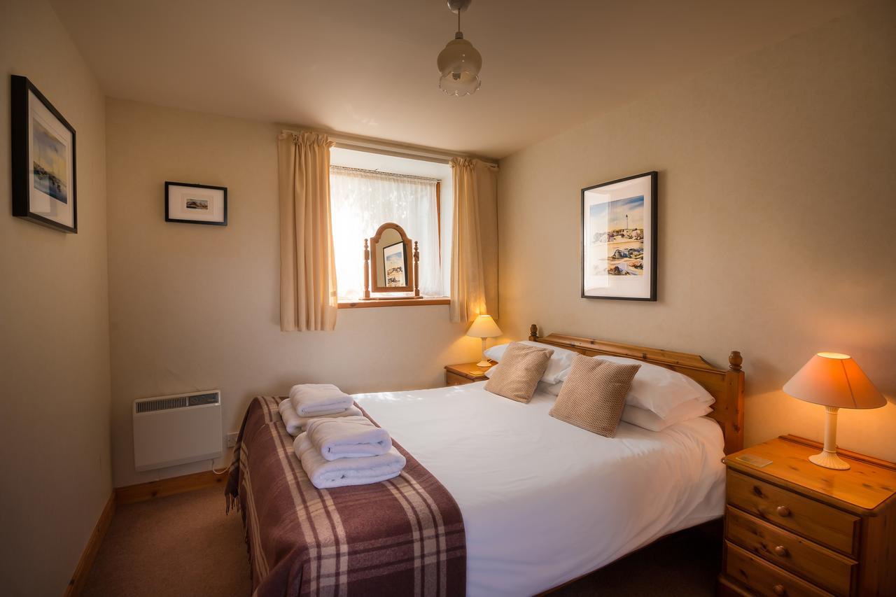 Carden Holiday Cottages - Elgin Crook of Alves Exteriör bild